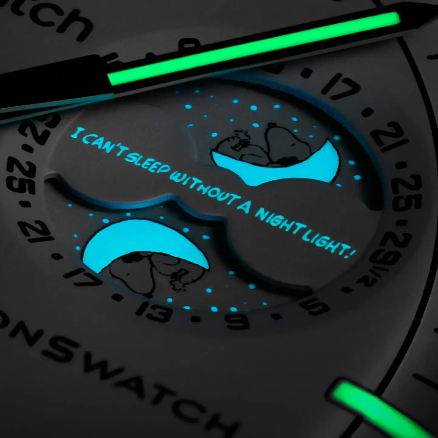 Omega Bioceramic Moonswatch Mission To The Moonphase Snoopy Bianco - immagine 2